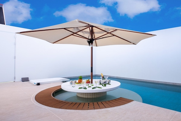 Seasonal outdoor pool