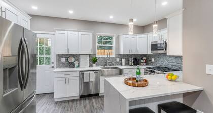 New, Beautiful Home in the Heart of Philly!!!