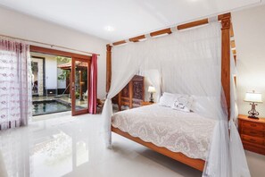 View from room - Grace villa 5 minutes walk to the beach (Denpasar)