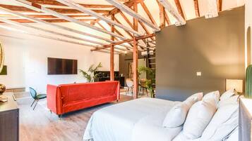 Bügeleisen/Bügelbrett, kostenloses WLAN, Bettwäsche