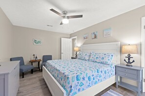 1 bedroom, desk, iron/ironing board, free WiFi - Absolute Beach ~ Pet-Friendly Townhome with Private Backyard (Panama City Beach)
