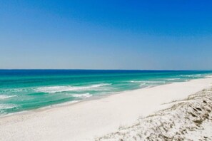 Beach nearby - Absolute Beach ~ Pet-Friendly Townhome with Private Backyard (Panama City Beach)