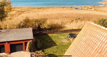 4*-Villa-DIRECT WATERFRONT-LOCATION-WINTERGARDEN-SAUNA-GARDEN-URIGE GRILL-/CHILL-LOUNGE