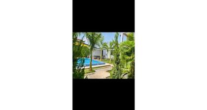 Luxurious and  comfortable 4  bedrooms house with a pool view bedroom