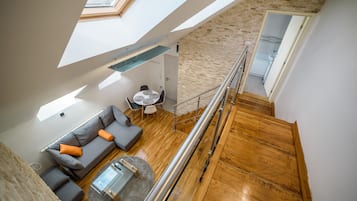 Deluxe Apartment | Living area
