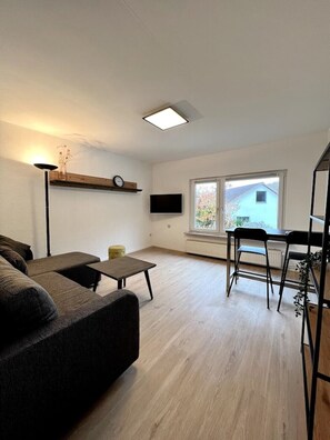 Smart TV - Vacation apartment on a hillside with a picturesque view (Osterode am Harz)