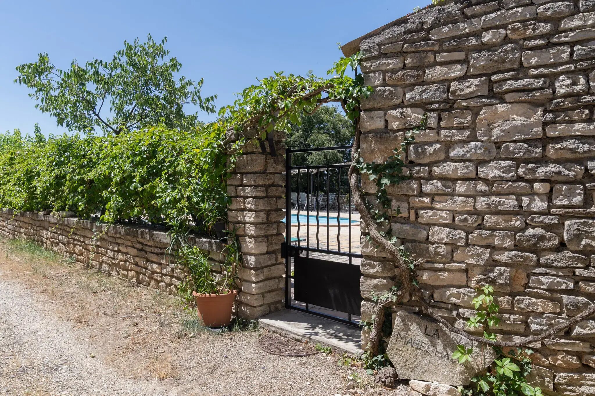 Enceinte de l’hébergement