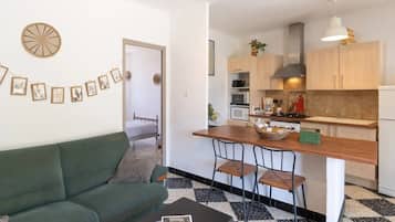 TV, table football, ping pong, books