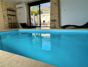 Innenpool, beheizter Pool