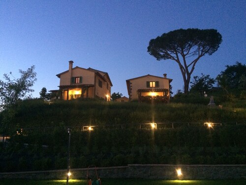 Farfalla di Toscana:  privacy, pool, amazing views