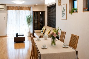 Family Villa | Living area