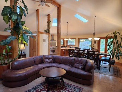 Tranquil Cowichan Riverfront Home