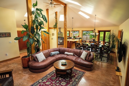Tranquil Cowichan Riverfront Home