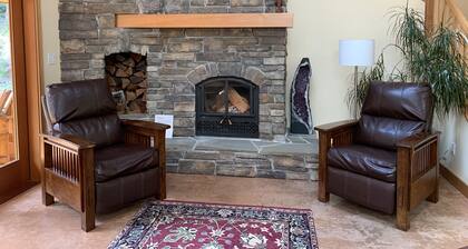 Tranquil Cowichan Riverfront Home