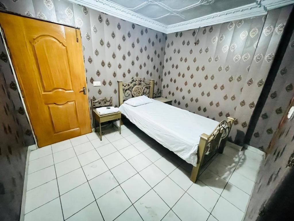 single room | 1 bedroom