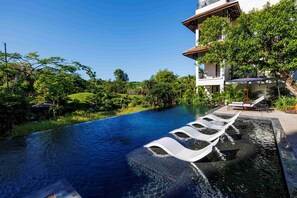 2 outdoor pools - aNhill Boutique (Hue)