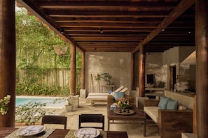 Vila | Area keluarga | Smart TV 43-inci dengan saluran TV kabel dan TV