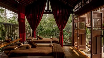 Couples treatment room(s), body treatments, deep-tissue massages