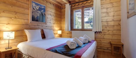 4 bedrooms, free WiFi, bed sheets