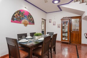 In-room dining - Villa Calangute Phase 3 (Calangute)
