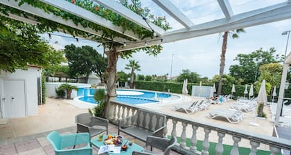 BAMBLUE BOUTIQUE APARTMENTS