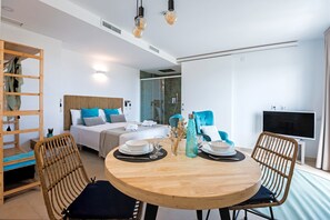 Studio Panoramique, 1 lit double, balcon, vue mer