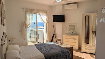 3 chambres, fer et planche à repasser, Wi-Fi, draps fournis
