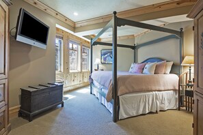 2 habitaciones, tabla de planchar con plancha y cuna de viaje 