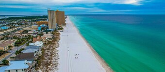 Zelie Beach Paradise House w/ Private Pool Sleeps 12 Dog friendly