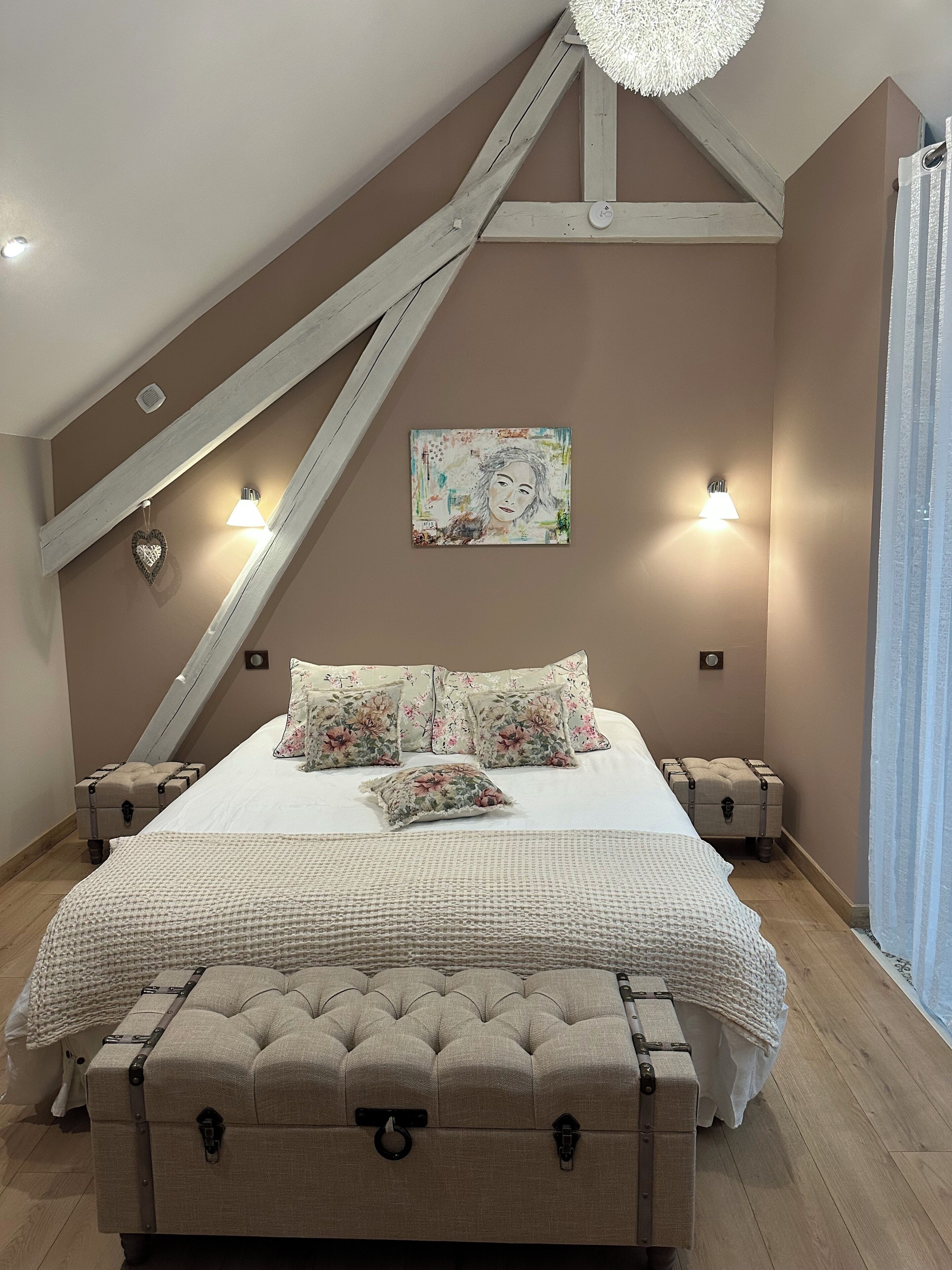 1 bedroom, in-room safe, iron/ironing board, free WiFi