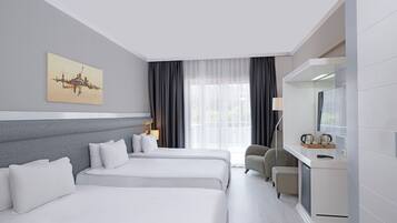 Luxe beddengoed, een minibar, een kluis op de kamer, geluiddichte muren