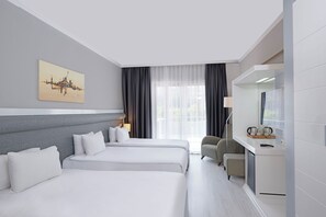 Hochwertige Bettwaren, Minibar, Zimmersafe, schallisolierte Zimmer