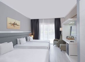 Premium bedding, minibar, in-room safe, soundproofing - Dedeman Kemer Resort - Ultra All Inclusive (Kemer)
