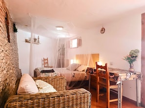 4 Schlafzimmer, Schreibtisch, kostenloses WLAN, Bettwäsche