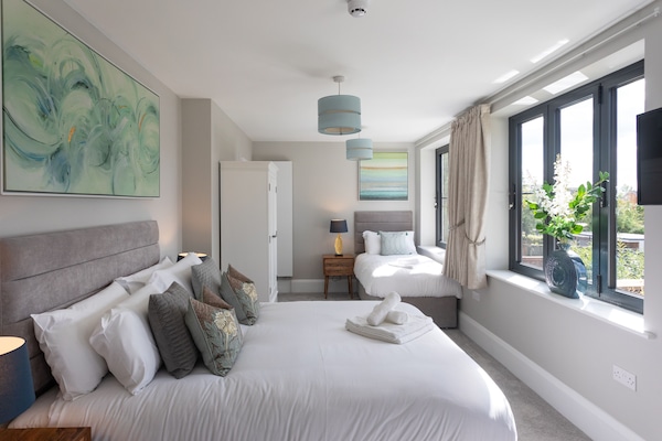 Habitación familiar | Decoración personalizada y muebles diferentes