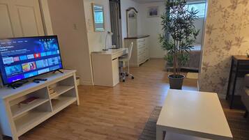 1 makuuhuone, ilmainen Wi-Fi, vuodevaatteet