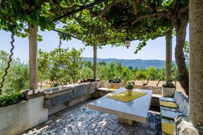 House (Holiday Home Field of Olives - Two Be) | Terrace/patio