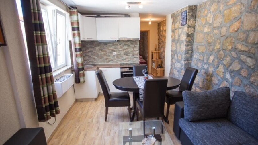 Apartment Any
