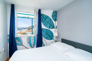 아파트 (One-Bedroom Apartment with Balcony an) | 1 개의 침실