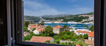 Apartment Marina View