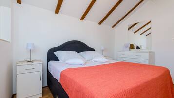Apartment (One-Bedroom Apartment with Terrace an) | 1 bedroom, free cribs/infant beds