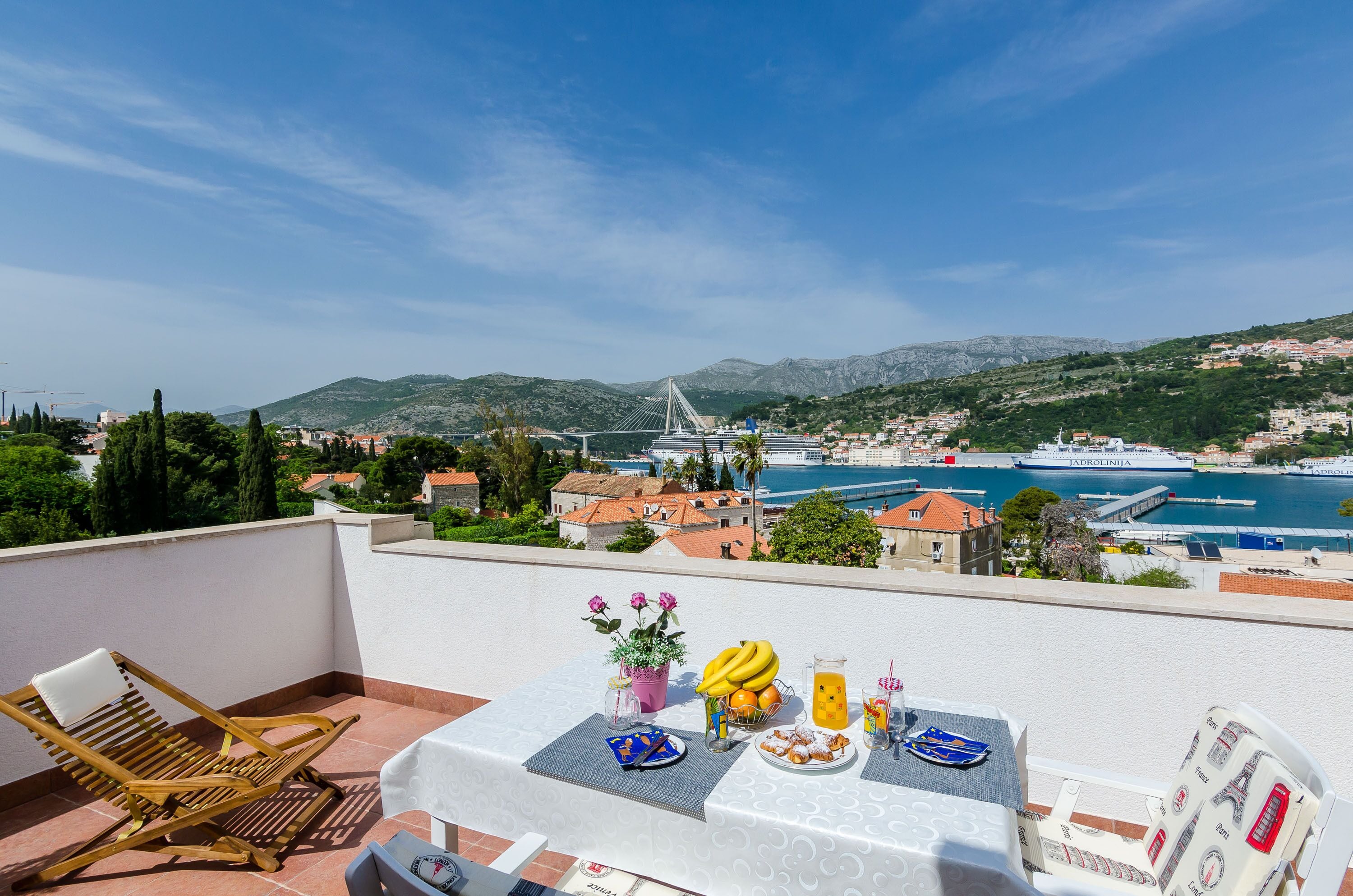 Apartamento (One-Bedroom Apartment with Terrace an) | Vistas desde el alojamiento
