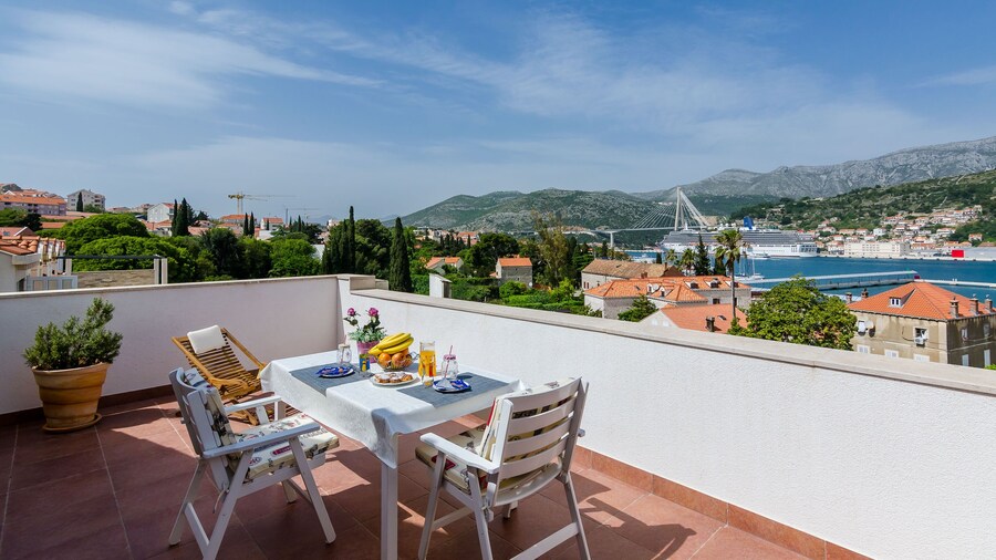 Apartment Marina View