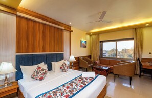 Chambre Double Deluxe | Coffres-forts dans les chambres, chambres insonorisées