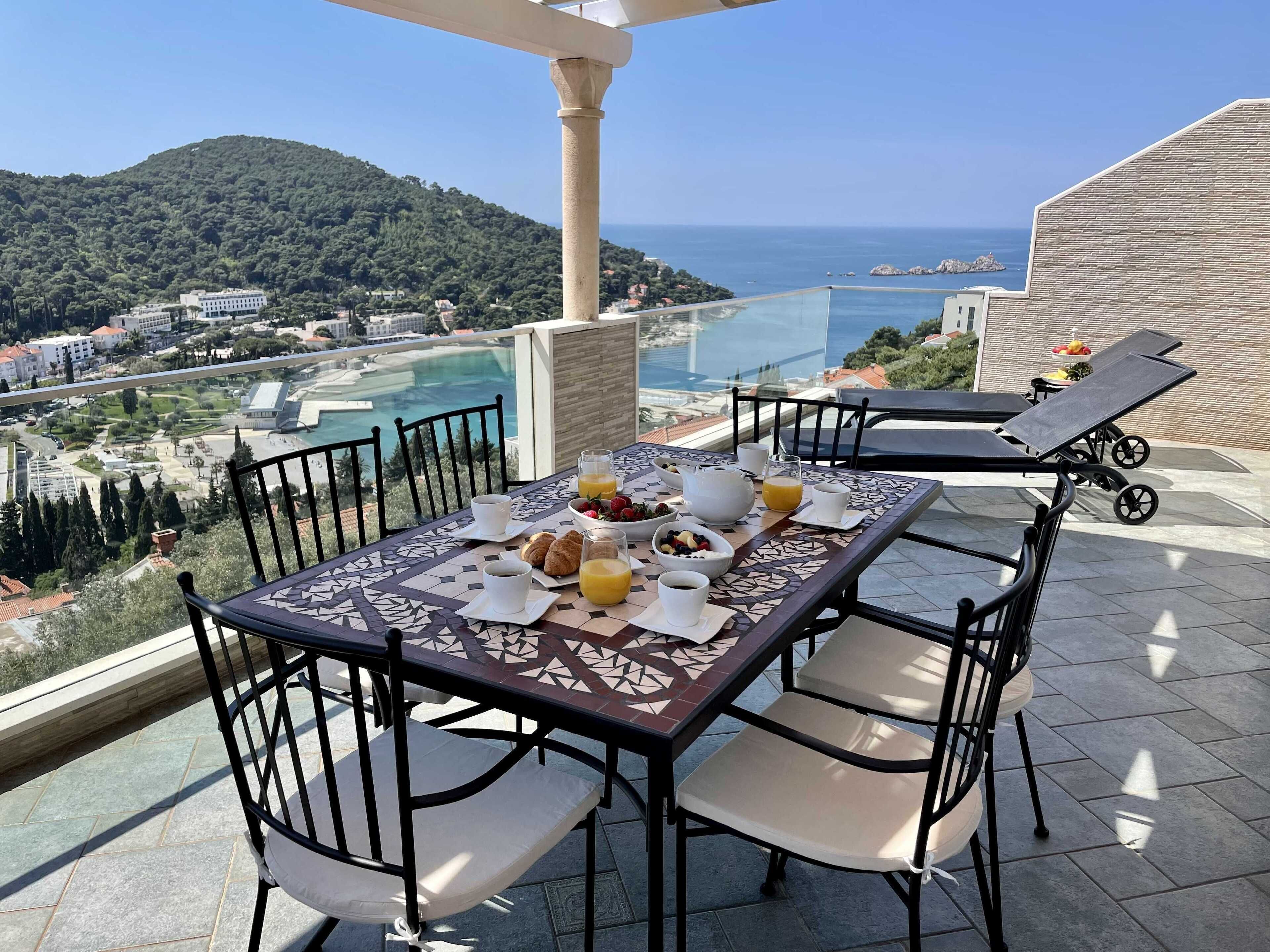 Apartment (Three Bedroom Apartment with Terrace ) | Terrace/patio