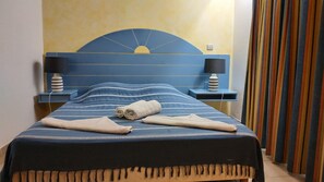 1 Schlafzimmer, Schreibtisch, Reisekinderbett, kostenloses WLAN