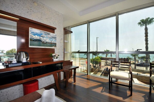 Premium bedding, minibar, WiFi, bed sheets - UK Blue Coast Hotel - Adults Only (Alanya)