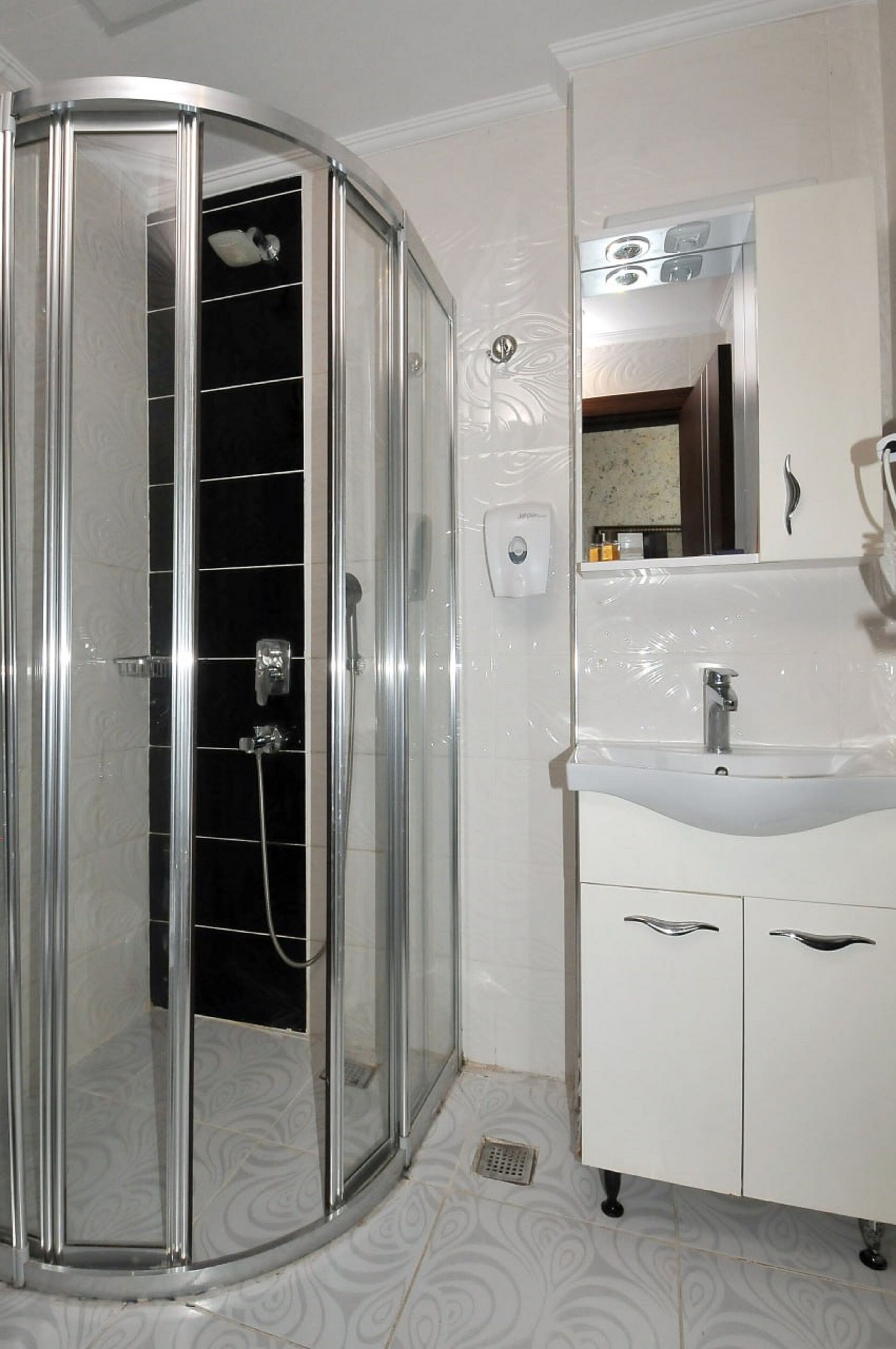 Photo - Uk Blue Coast Hotel