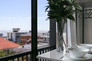 Deluxe Apartment | Living area