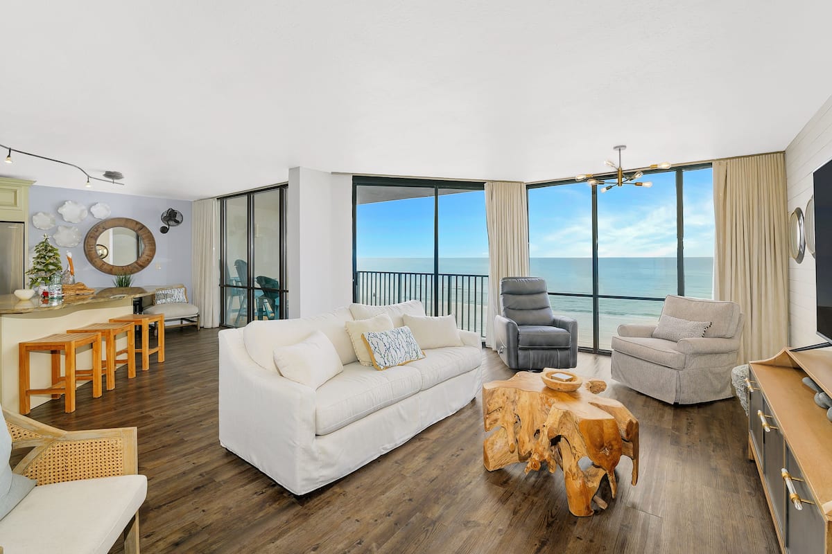 Condo, Multiple Beds, Balcony, Ocean View (Leeward 307 - No Pets) | Living area | 42-inch flat-screen TV with digital channels